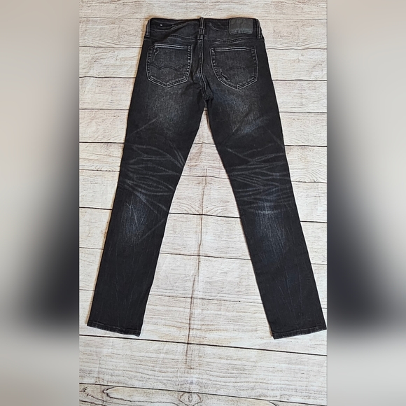 American Eagle Next Level Flex Distressed look Jeans - Picture 5 of 9